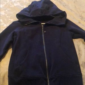 Lululemon 8 Navy Scuba Hoodie